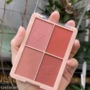 Makeup blusher