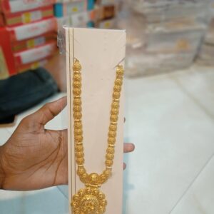 City Gold Necklace Set