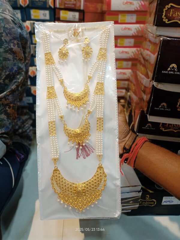Necklace Set
