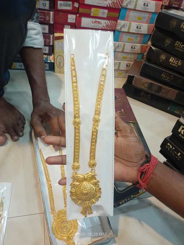 Necklace Set