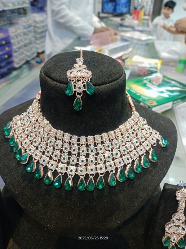 Necklace Set