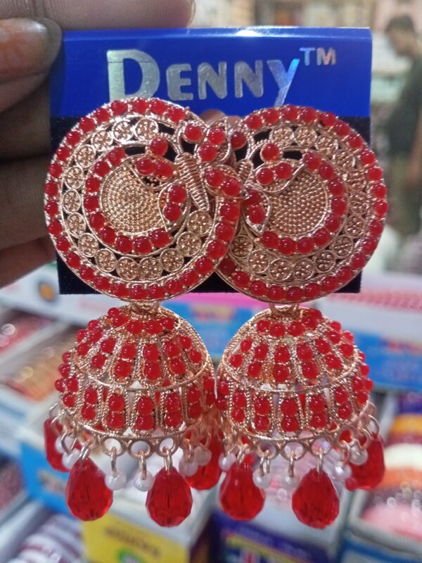 Fashionable and trendy earring