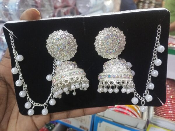 heavy jewell earring (Copy)