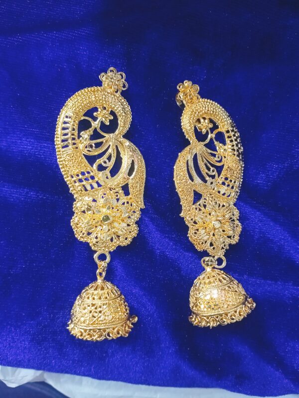 Golden Jhumka -city gold