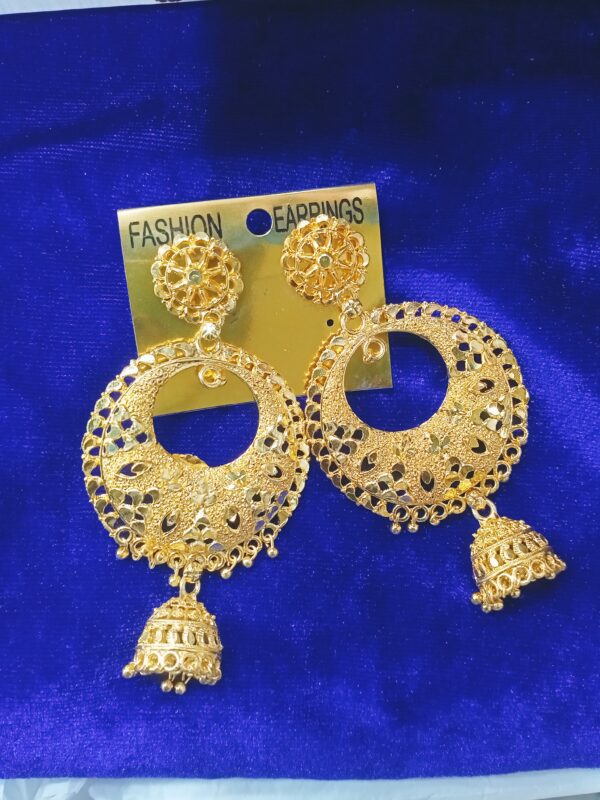 Golden Jhumka -city gold