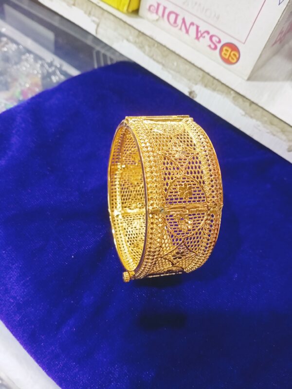 City Gold Bengless