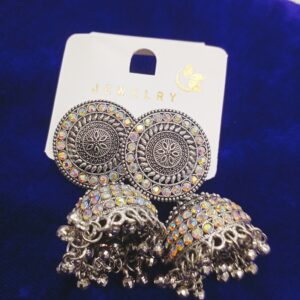 trending earrings
