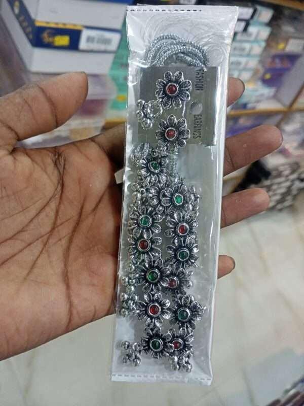 Silver colour necklace set - Image 2