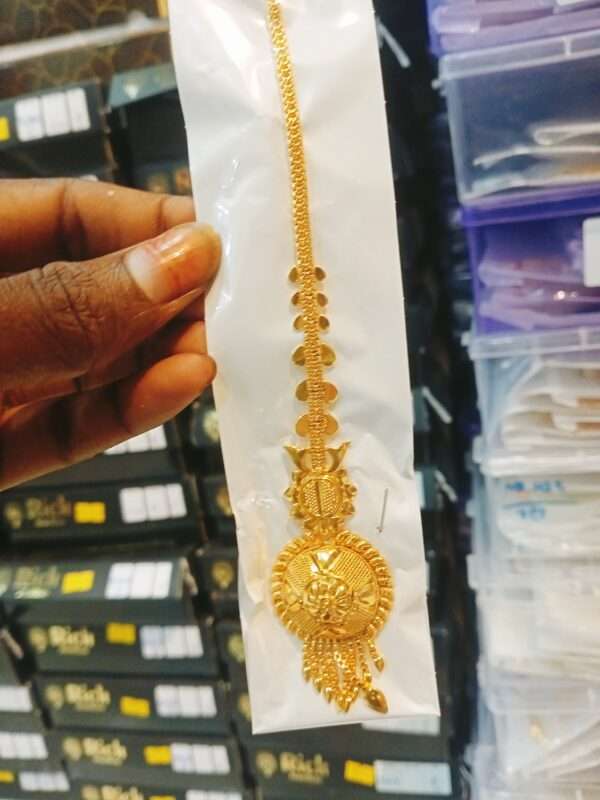 Golden mangtika