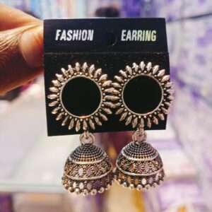 Earrings in silver colour