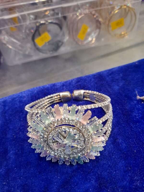 Singal  Bangle Bracelet