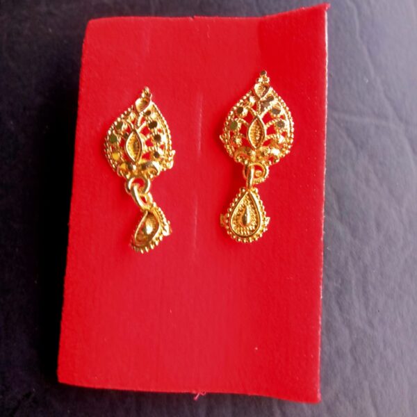 Classy Earrings and studs