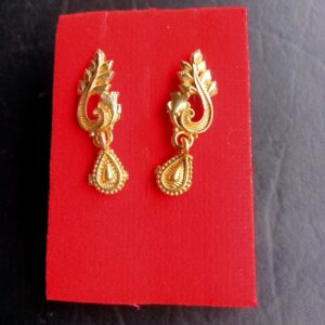 Classy Earrings and studs