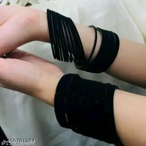 Stylish Velvet and Glass Bangle Set for Special Occasions | velvet chudi-Black