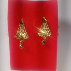 City gold jhumka