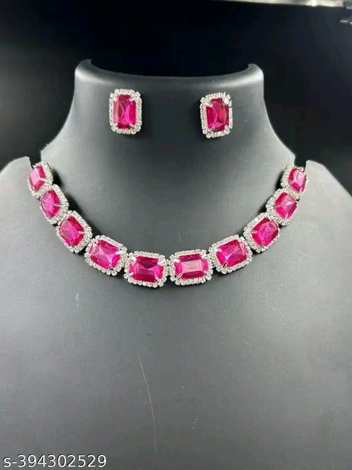 Neckless Set