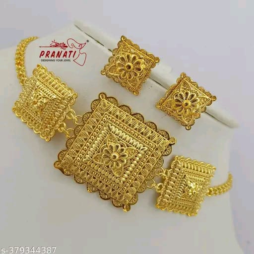 City Gold Necklace