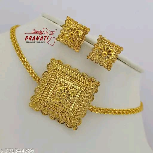 City Gold Necklace