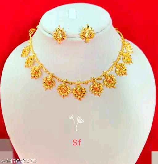 City Gold Necklace