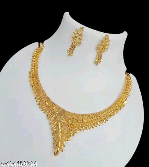 City Gold Necklace