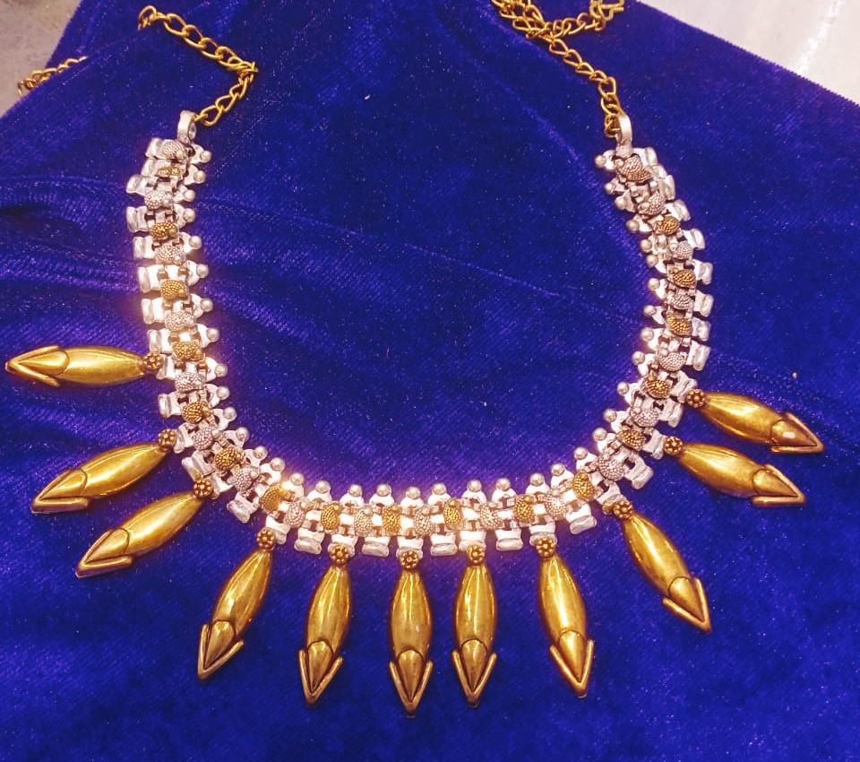New Neckless Set