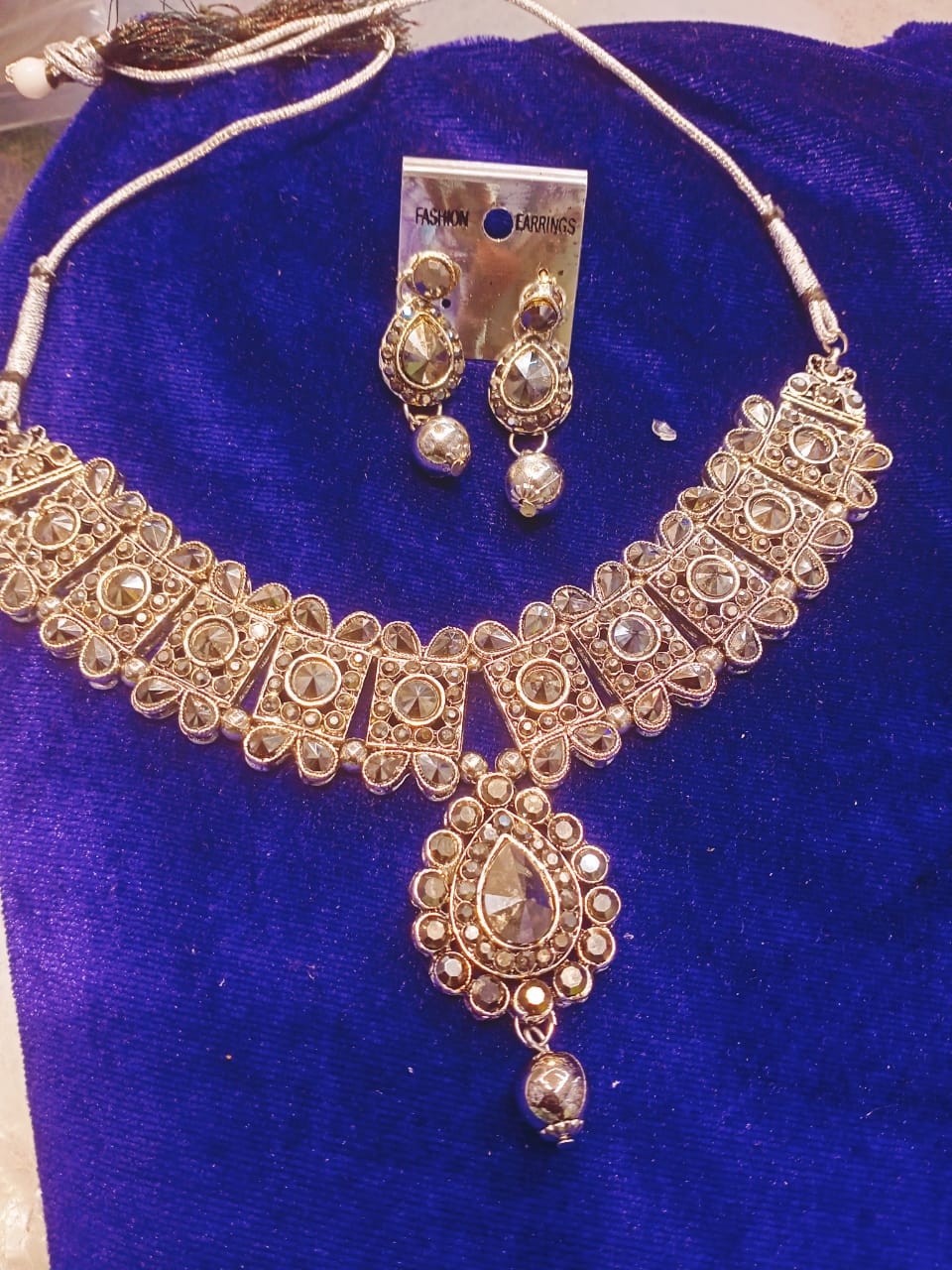 New Neckless Set