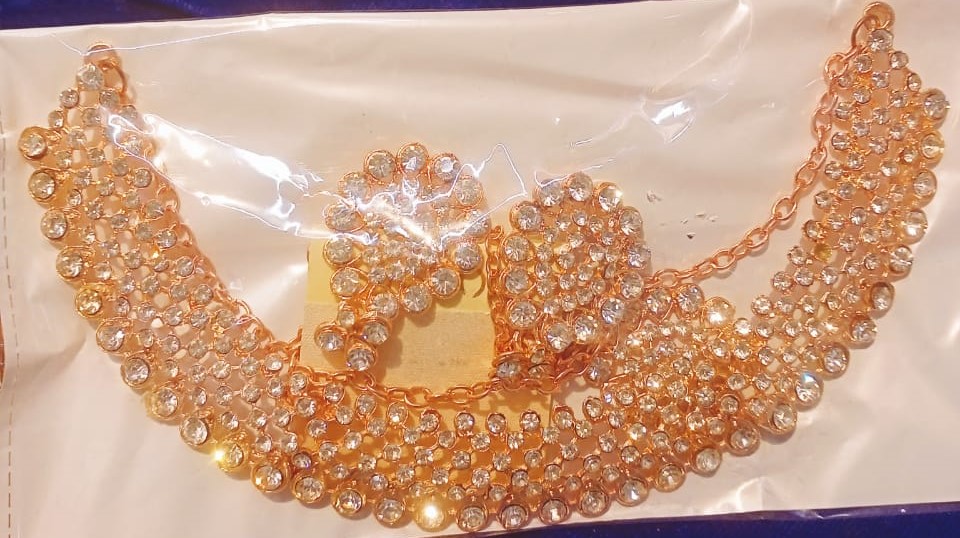 New Neckless Set