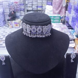 Silver Neckless