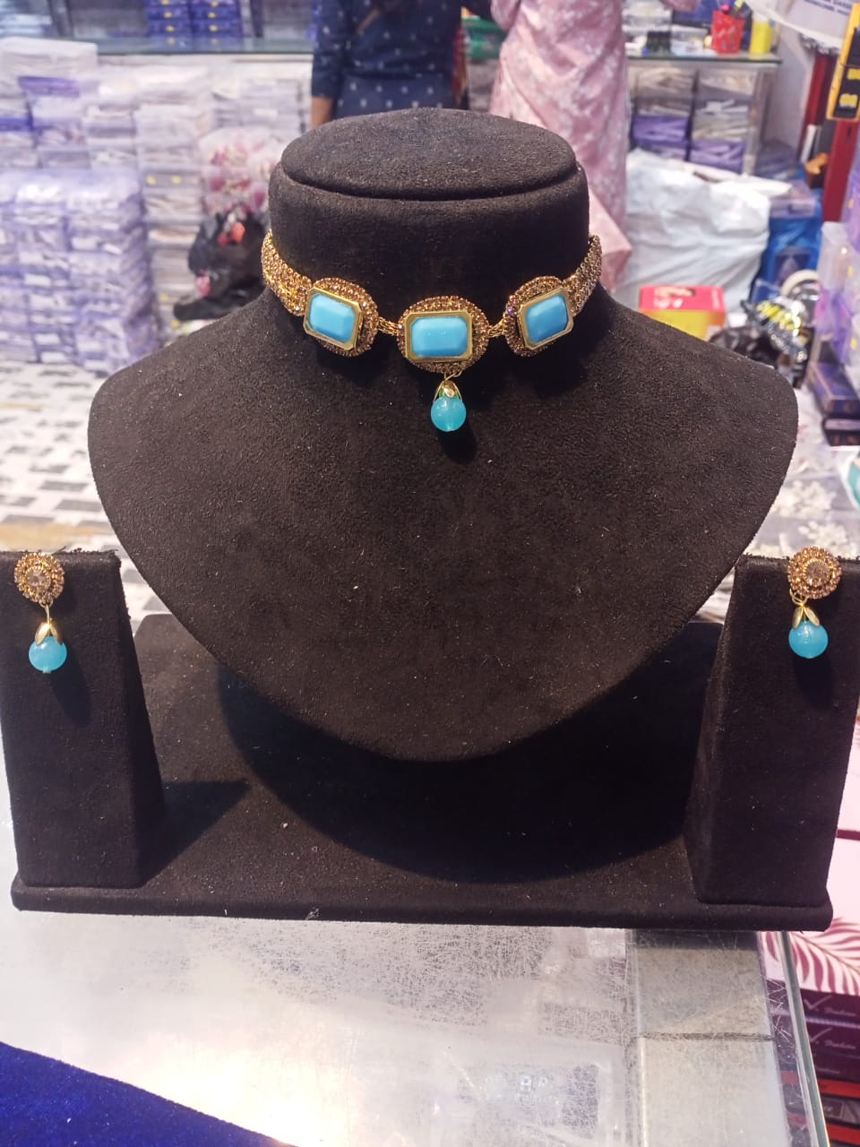 Fancy Neckless Set