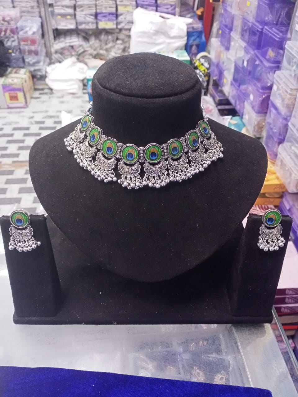New Fancy Neckless Set