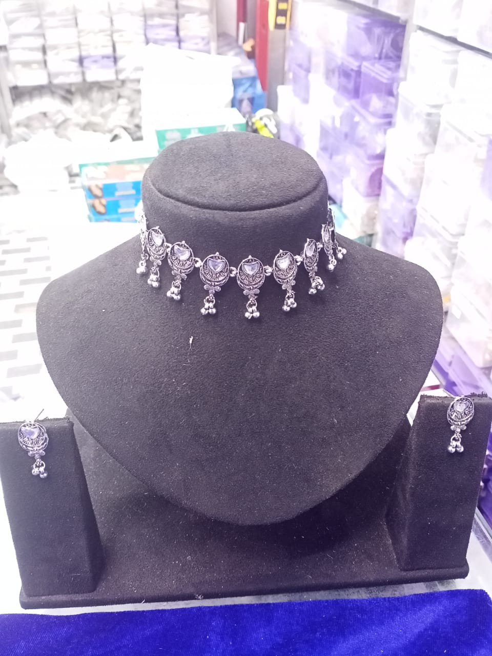 New Fancy Neckless Set