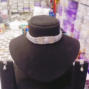 New Fancy Neckless Set