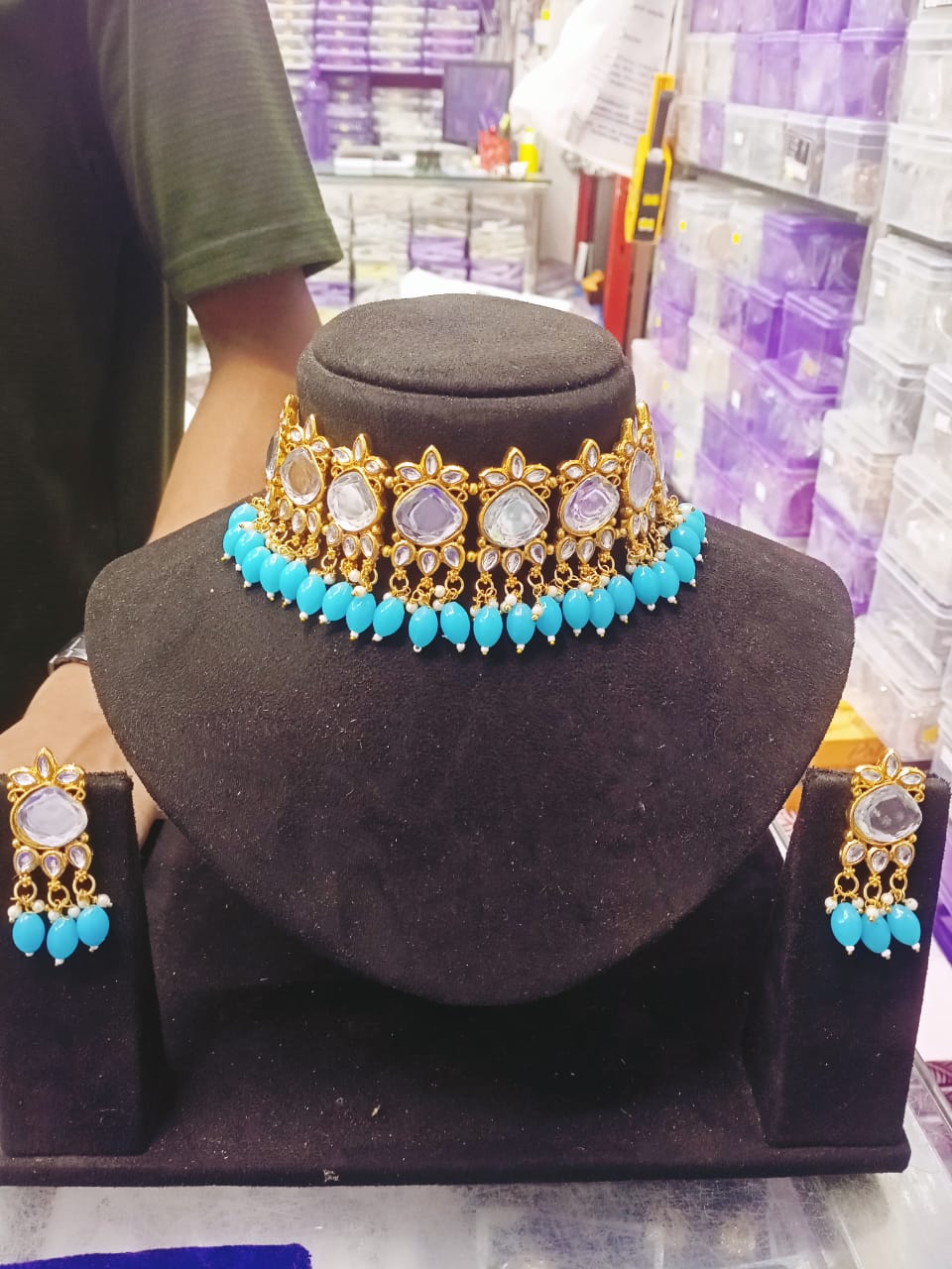 New Fancy Neckless Set