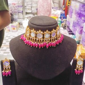 New Fancy Neckless Set