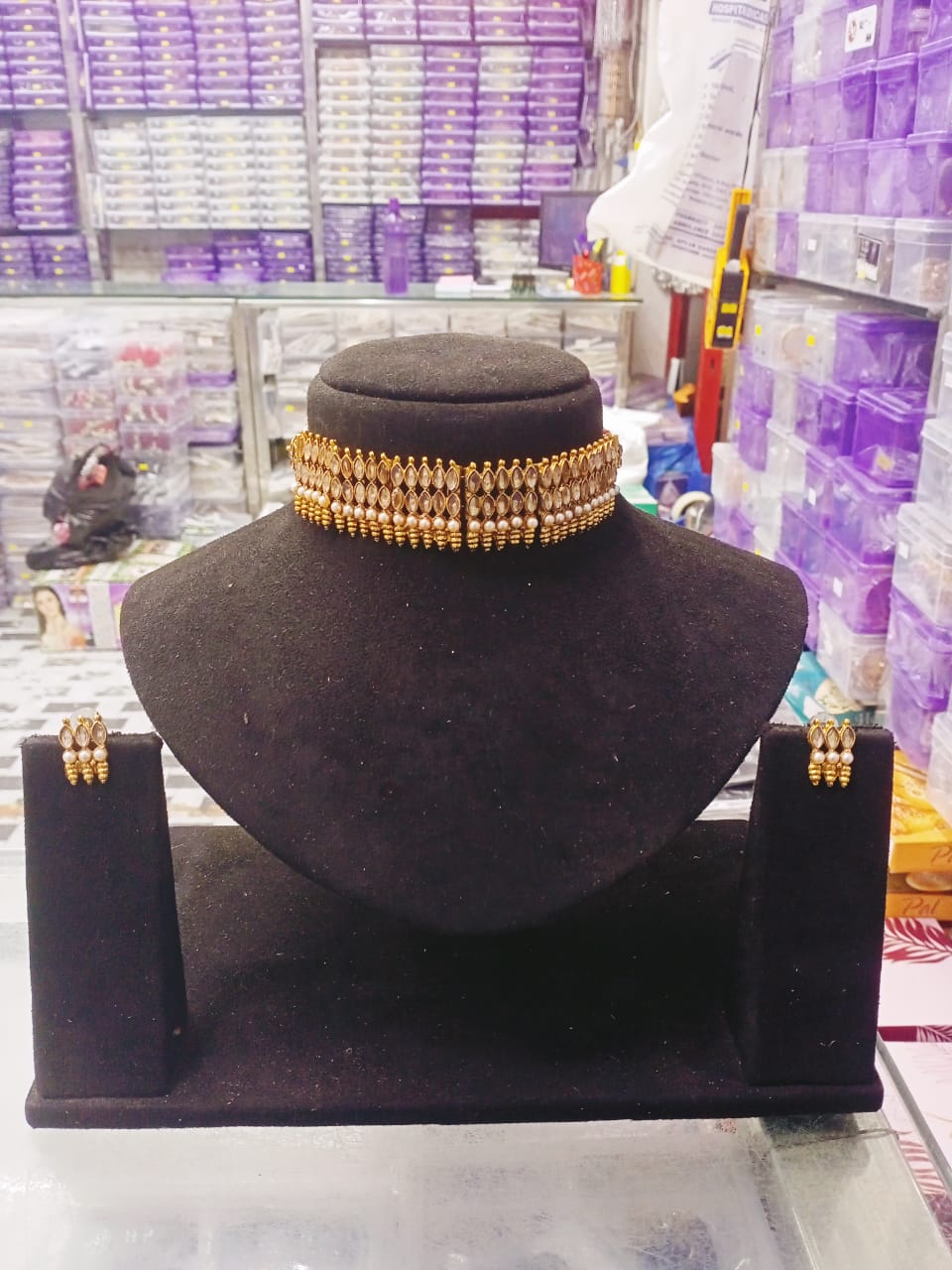 Fancy Neckless Set