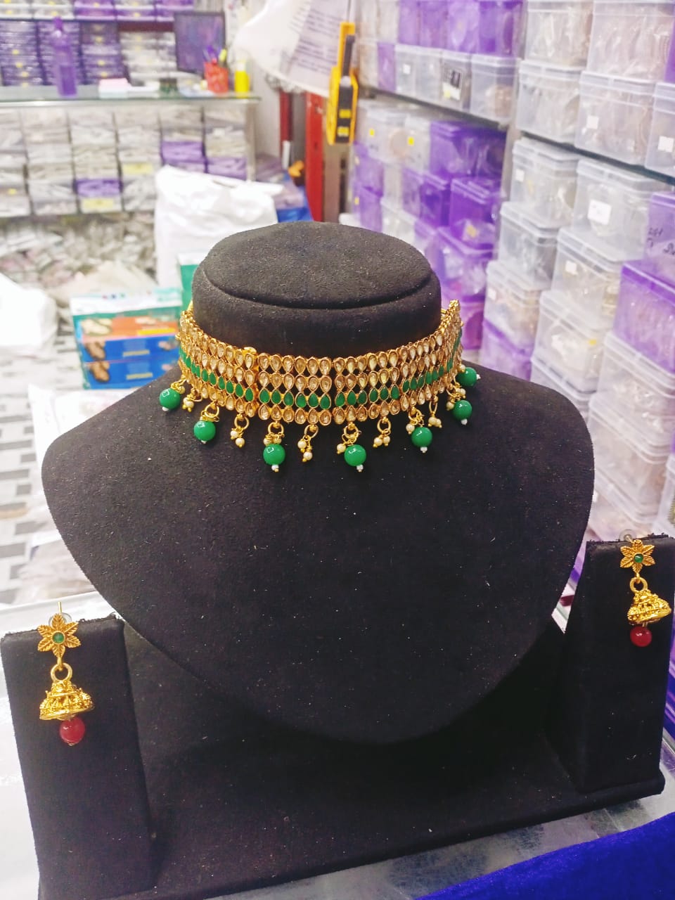 Fancy Neckless Set
