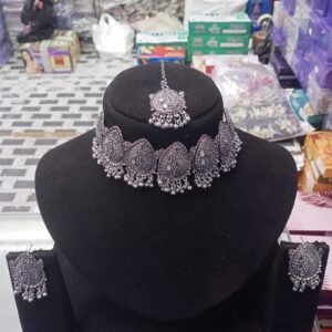 Fancy Neckless Set