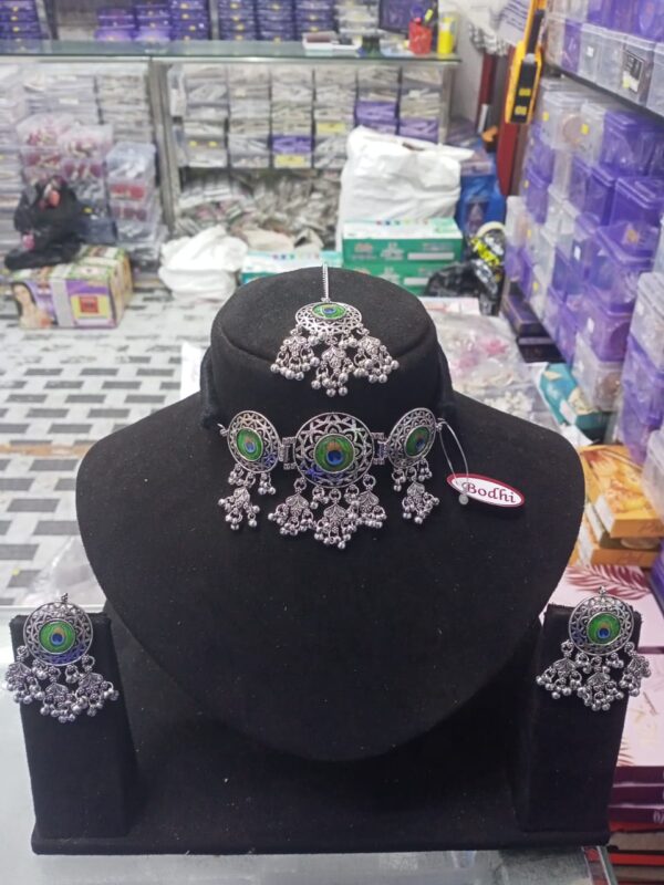 Fancy Neckless Set