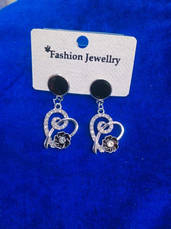 Important New  Fancy Earrings