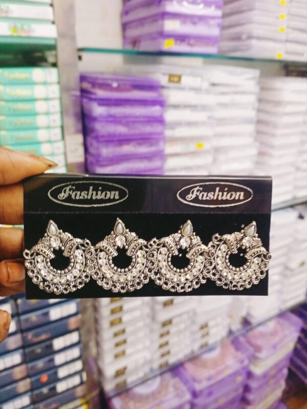 Unique Earring Studs 2 Pcs