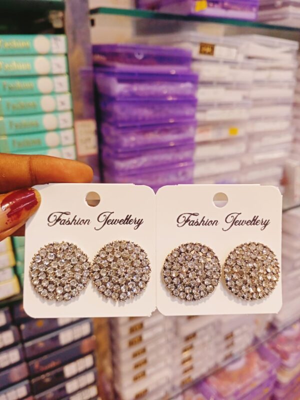 Unique Earring Studs 2 Pcs