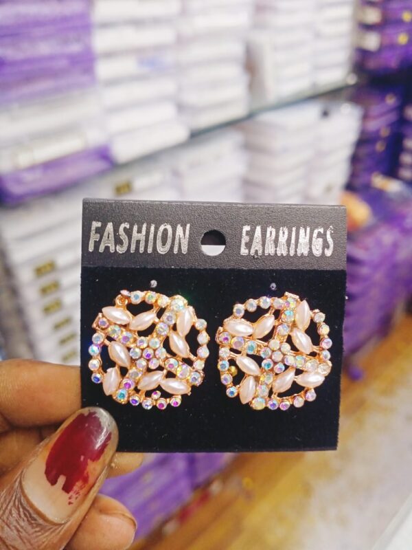 Fancy Ear topps pair of 1