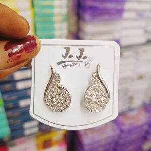 Fancy Ear topps pair of 1