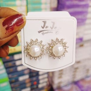 Fancy Ear topps pair of 1