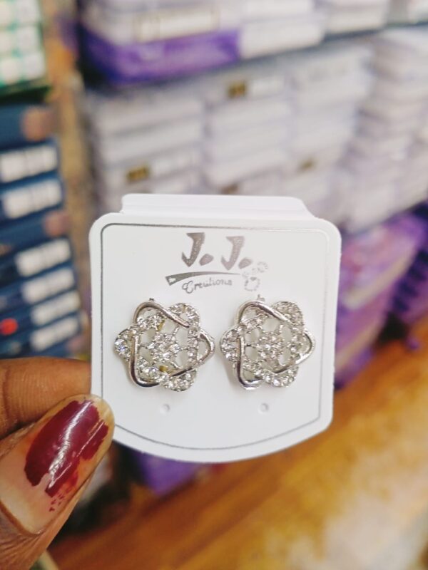 Fancy Ear topps pair of 1