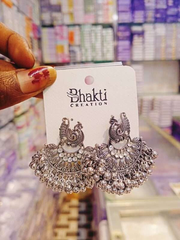 Trendy Jhumka Studs