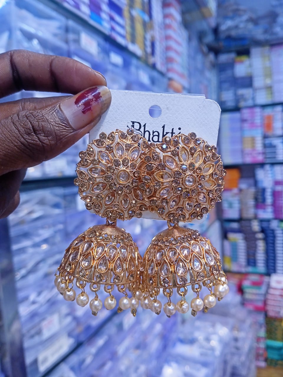 Essential Jhumka Studs