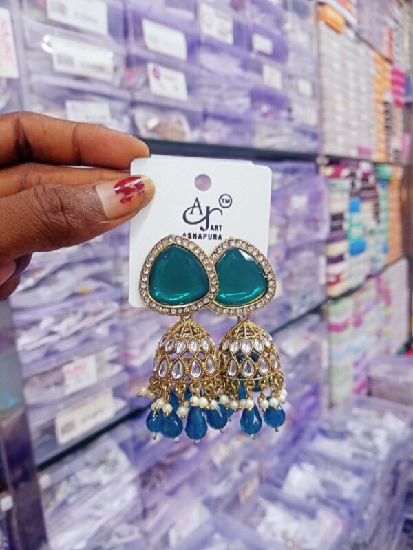 Essential Jhumka Studs
