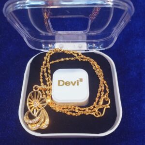 Shimmering Graceful Women Chain