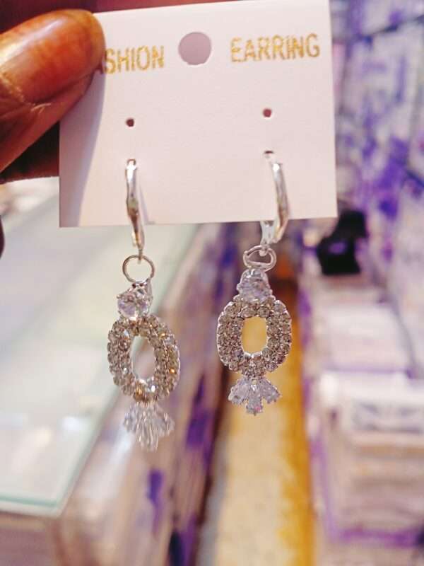 Trending Earrings8=K]I